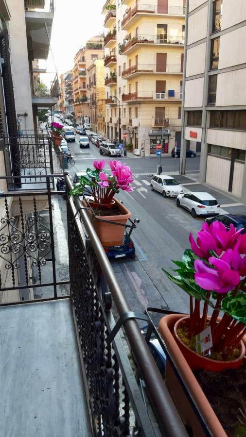 باليرمو B&B Charme Centre-Ville Artistic & Literary Rooms المظهر الخارجي الصورة